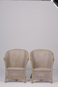 Set of 2 Off-white & beige weathered cane chairs 2' x 2.5' - GS Productions