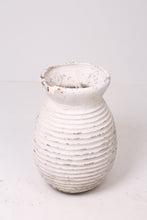 Load image into Gallery viewer, White Weathered Planter/Pot 1.4&#39; x 2&#39;ft - GS Productions
