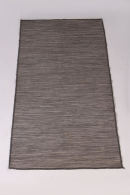 Grey Traditional 2.5' x 6'ft Carpet - GS Productions