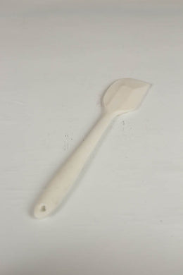 off white silicon spatula/decoration piece. - GS Productions