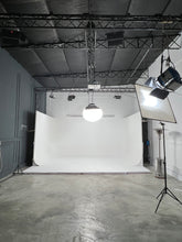 Load image into Gallery viewer, INFINITY STUDIO WITH SOLID COLOR 25 ft x 45 ft - GS Productions
