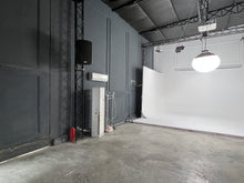 Load image into Gallery viewer, INFINITY STUDIO WITH SOLID COLOR 25 ft x 45 ft - GS Productions
