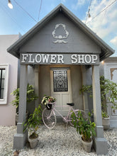 Load image into Gallery viewer, Location For Bridal Shoot - Whole Studio With 20+ Sets On Rent

