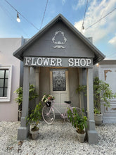 Load image into Gallery viewer, Location For Bridal Shoot - Whole Studio With 20+ Sets On Rent
