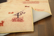 Load image into Gallery viewer, Brown Traditional 5&#39; x 8&#39;ft Carpet - GS Productions

