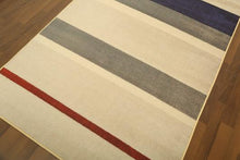 Load image into Gallery viewer, Off-white Traditional 5&#39; x 8&#39;ft Carpet - GS Productions
