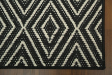 Load image into Gallery viewer, Black &amp; white carpet 5&#39; x 8&#39;ft - GS Productions
