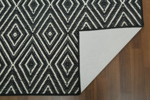 Black & white carpet 5' x 8'ft - GS Productions