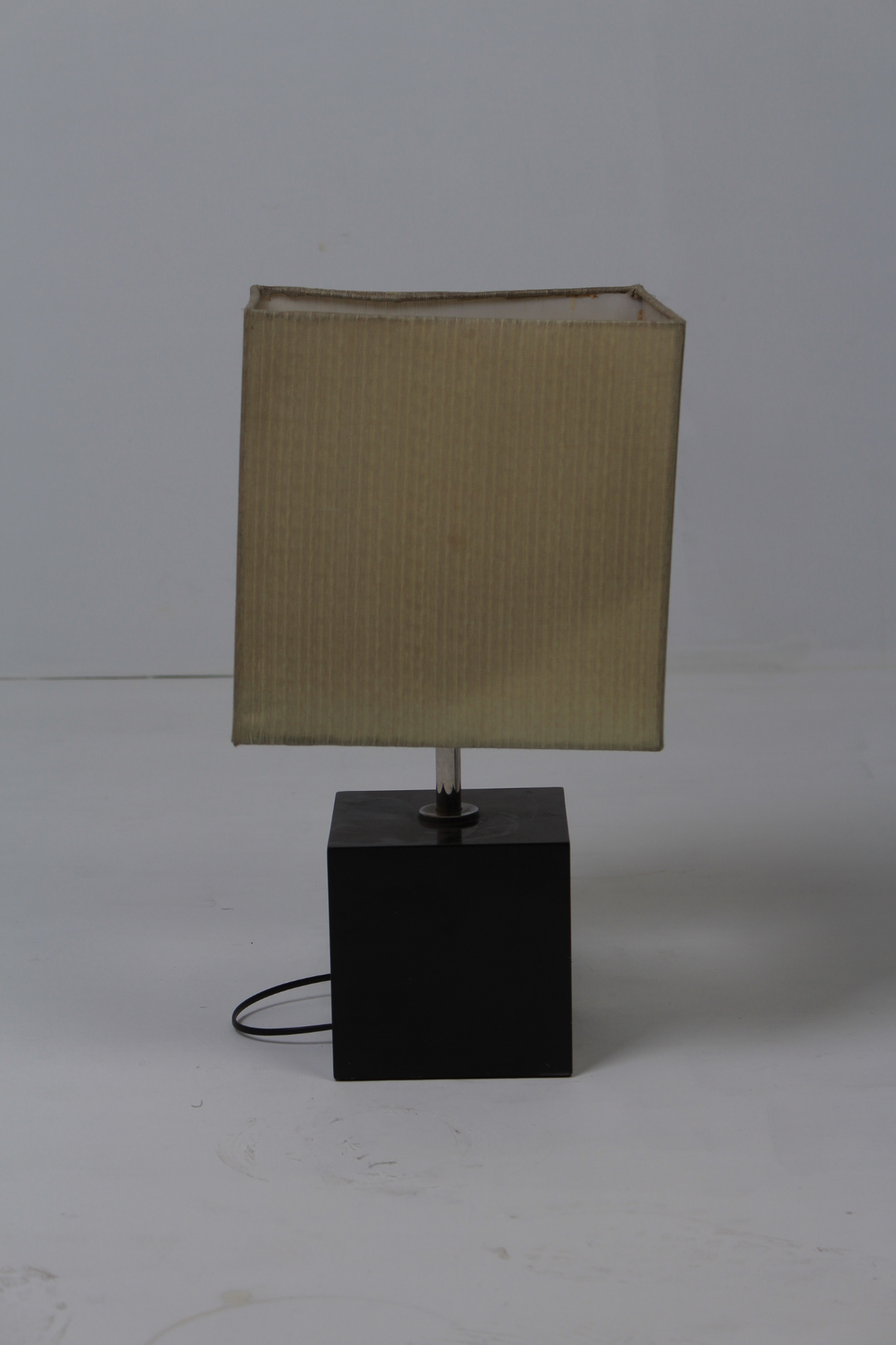 Dark Brown & Beige Wooden Cubicle Table Lamp 10