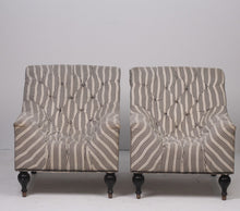 Load image into Gallery viewer, Set of 2 Black &amp; White designer sofa chair 2&#39; x 3.5&#39;ft - GS Productions
