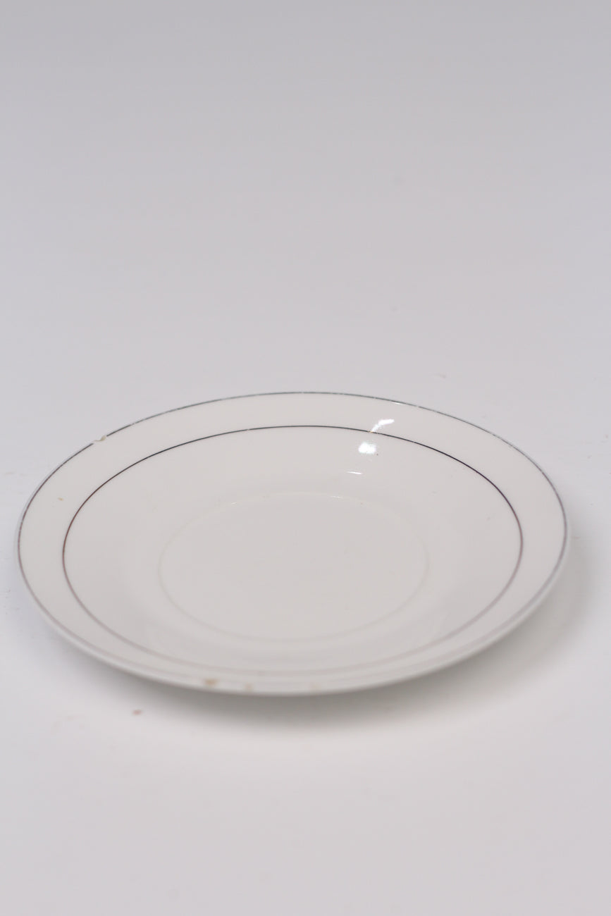 White & gold bone china Plate 6
