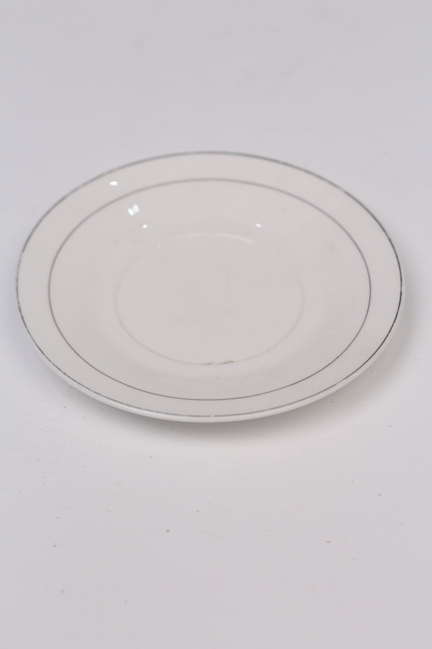 White & gold bone china Plate 4