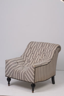 Set of 2 Black & White designer sofa chair 2' x 3.5'ft - GS Productions
