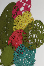 Load image into Gallery viewer, Green &amp; Red folk Table Matts - GS Productions
