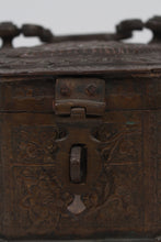 Load image into Gallery viewer, Copper Real Antique Paan Daan - GS Productions
