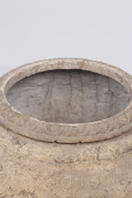Load image into Gallery viewer, Classic beige Limestone Planter 1.5&#39;x 2.5&#39;ft - GS Productions
