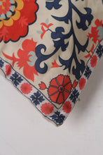 Load image into Gallery viewer, Orange &amp; Off-white Cushion 1.5&#39; x 1.5&#39;ft - GS Productions
