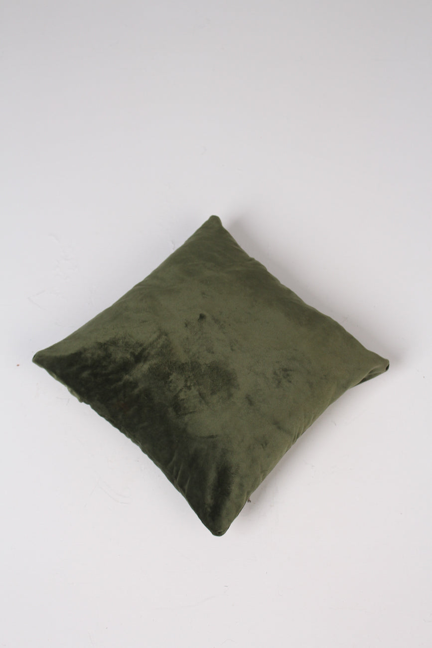 Green velvet plain Cushion 1.5' x 1.5'ft - GS Productions