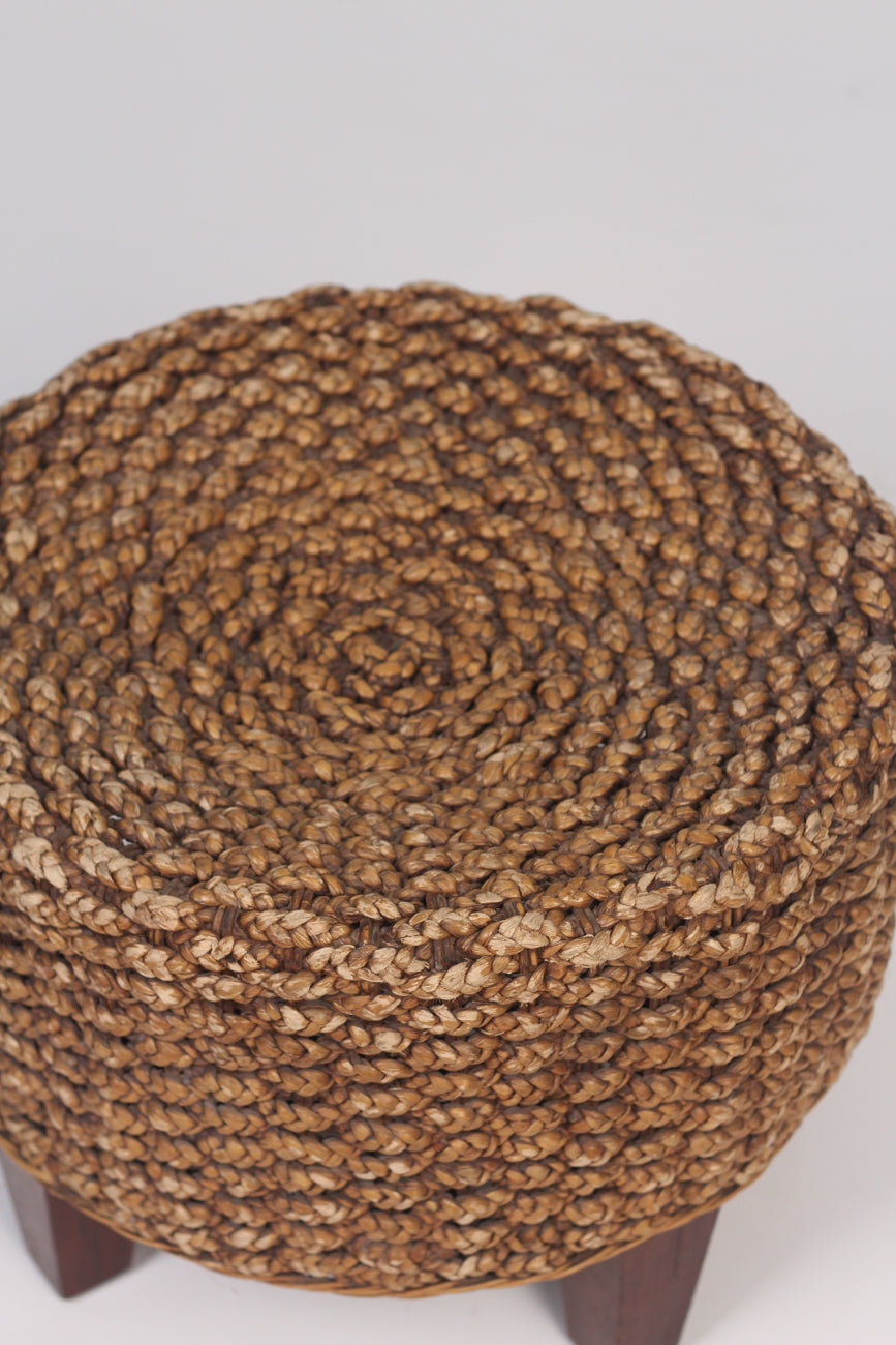 Brown cane wicker pouffe 1.5'x 1.5'ft - GS Productions