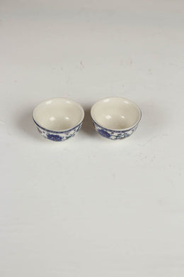 blue & bone white mini porcelain cups. - GS Productions