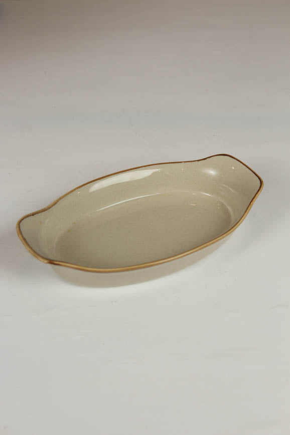 beige porcelain plater with golden border. - GS Productions