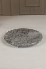 Load image into Gallery viewer, grey round marble plater. - GS Productions
