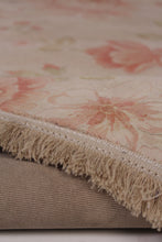 Load image into Gallery viewer, Pink Traditional 5&#39; x 7&#39;ft Carpet - GS Productions
