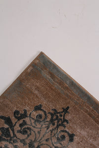 Black & Brown Traditional 5' x 7'ft Carpet - GS Productions