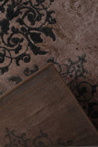 Black & Brown Traditional 5' x 7'ft Carpet - GS Productions