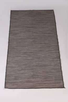 Grey Traditional 2.5' x 6'ft Carpet - GS Productions