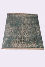 Load image into Gallery viewer, Green Traditional 5&#39; x 7&#39;ft Carpet - GS Productions
