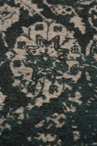 Green Traditional 5' x 7'ft Carpet - GS Productions