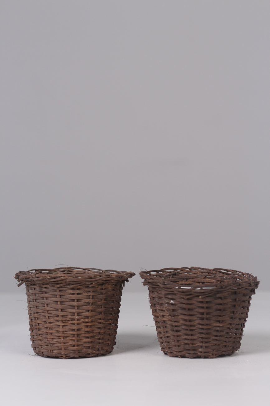 Set of 2 Brown cane baskets / planter 06