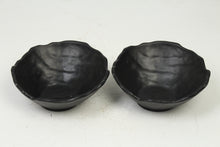 Load image into Gallery viewer, Set of 2 Black Abstract Shaped Plastic Serving Bowls 9&quot; x 9&quot; - GS Productions
