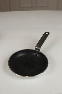 non-stick saucepan with handle. - GS Productions