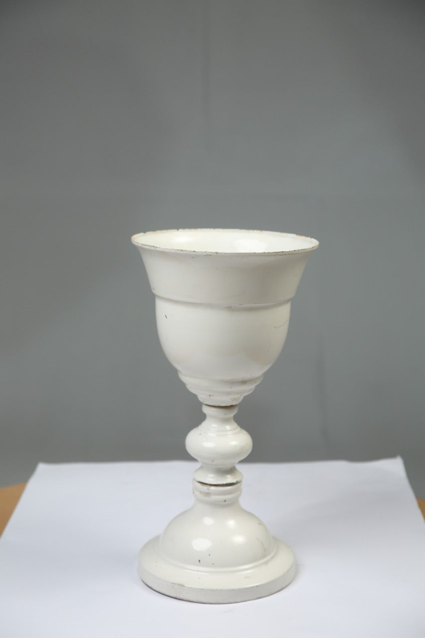 Weather White metal vase/decoration piece. - GS Productions
