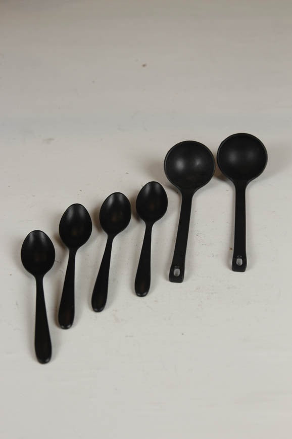 Set of 2 matte black cooking spoons & set of 4 matte black dessert spoons. - GS Productions