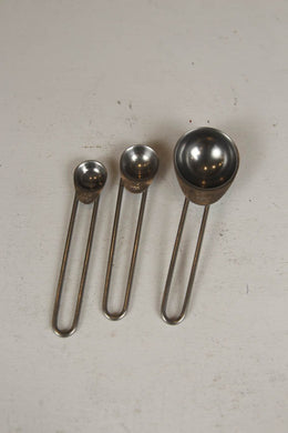 set of 3 stainless steel measuring spoons. - GS Productions