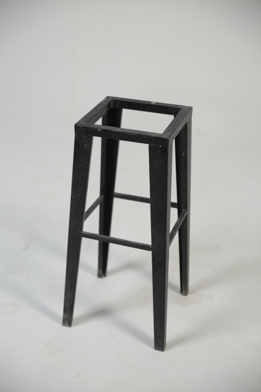Set of 2 Black painted Iron floor stand. - GS Productions