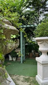 Garden Location For Bridal Shoot